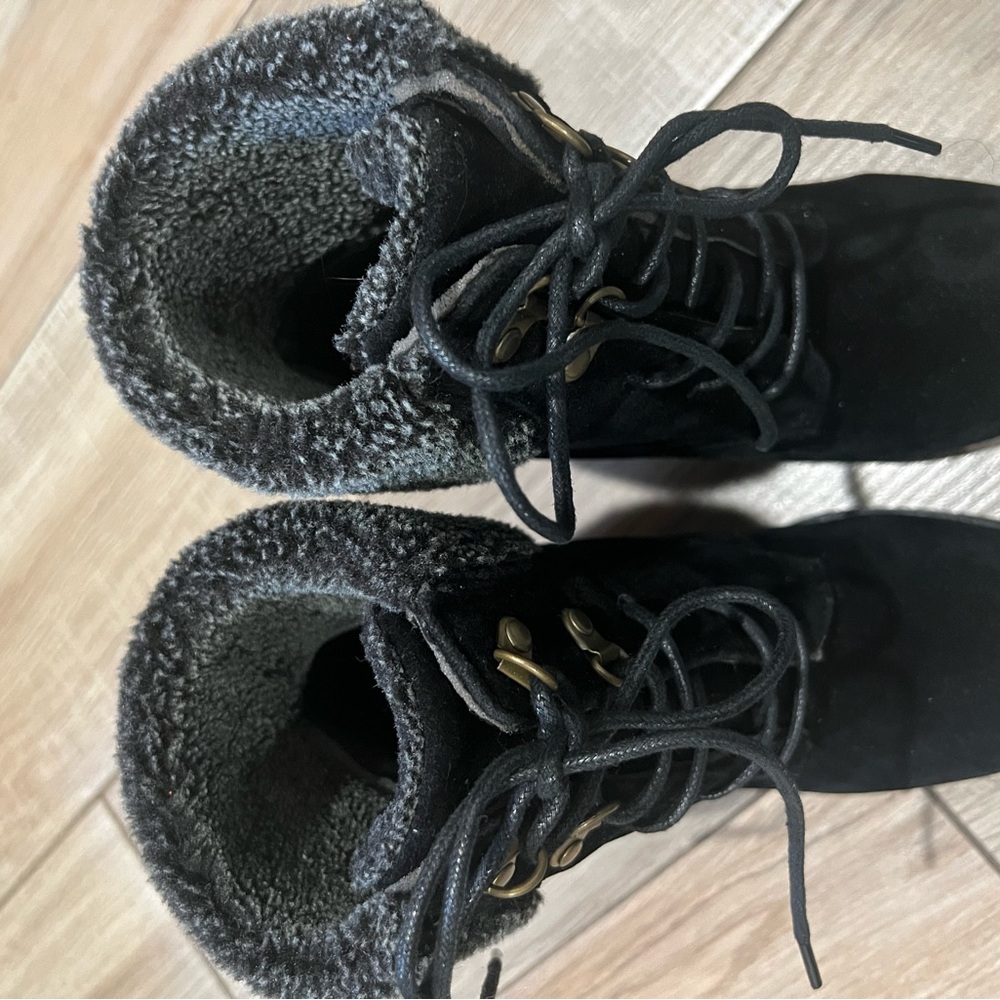 Women's Black suede Wedge Ankle Boots/booties - Picture 4 of 7